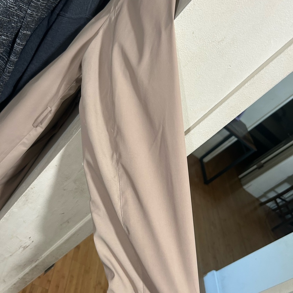 Burberry Tan Trench Coat with Check Lining - Picture 9 of 9